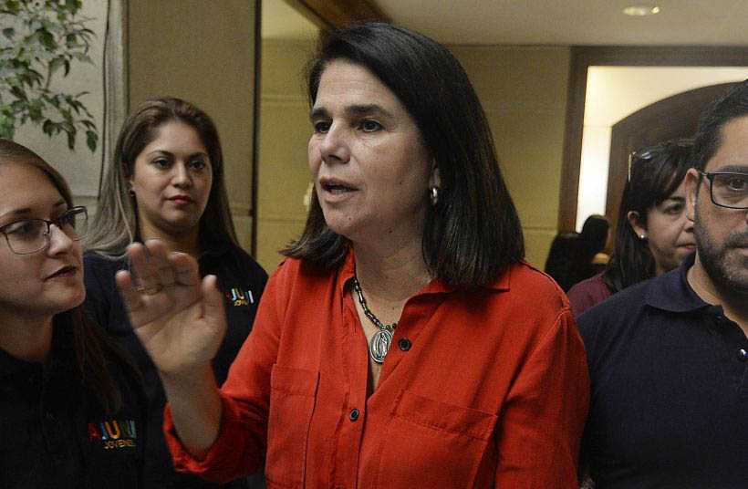 Ximena Ossandon Por Maltrato de Madre de Giorgio Jackson