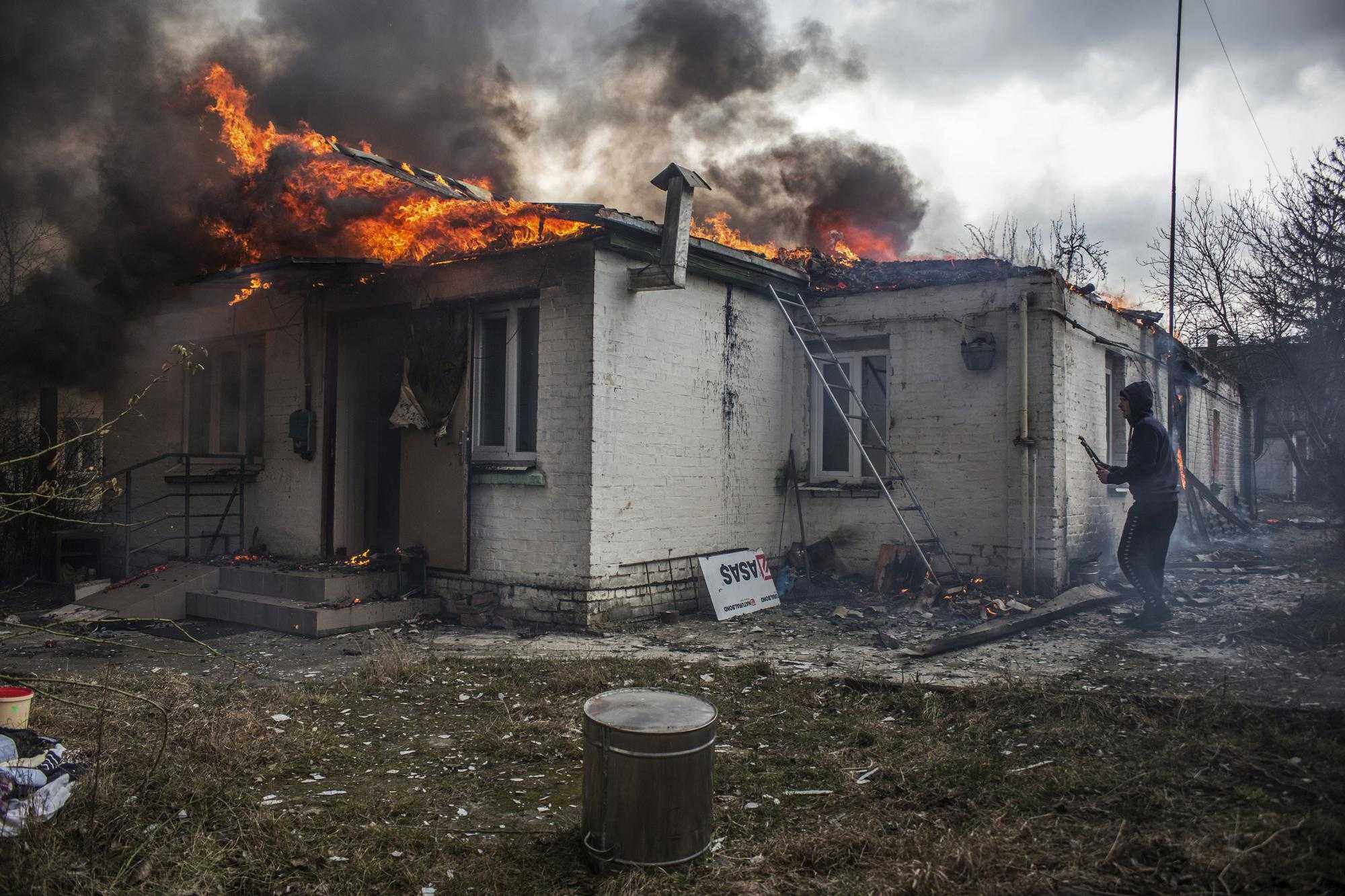 CASA UCRANIANAINCENDIADA4MARZO2022