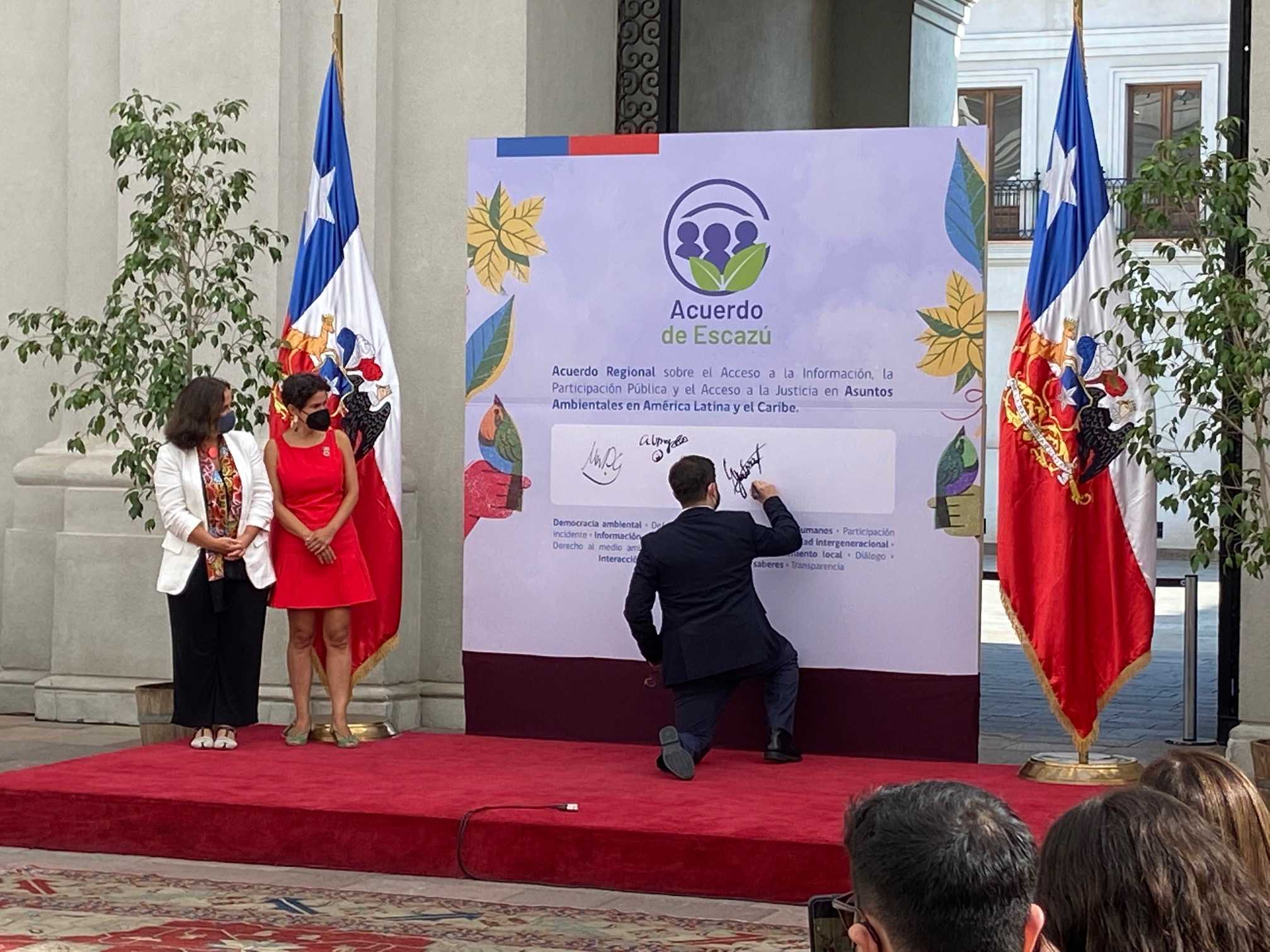 Firma proyecto Escazú