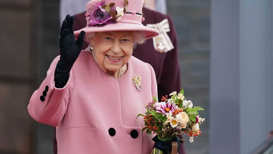 Reina Isabel II