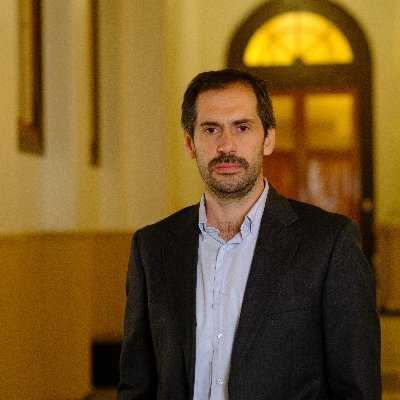 FpPfT-dM_400x400