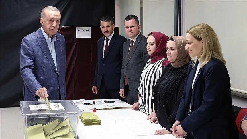 PDTETURKIYEVOTA14MAYO23