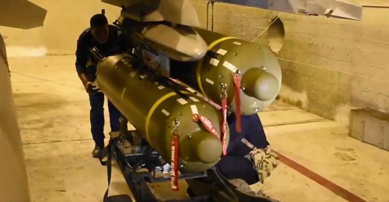 BOMBAS DE RACIMO