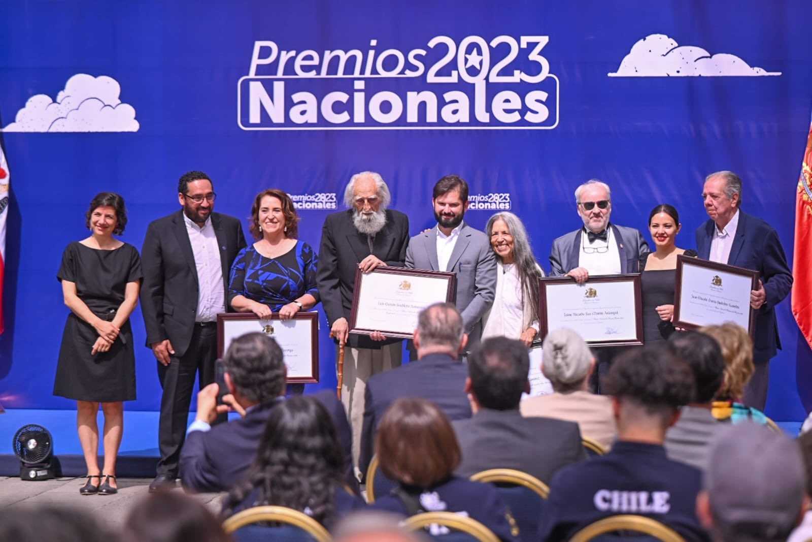 Premios nacionales La Moneda 26-12-2023