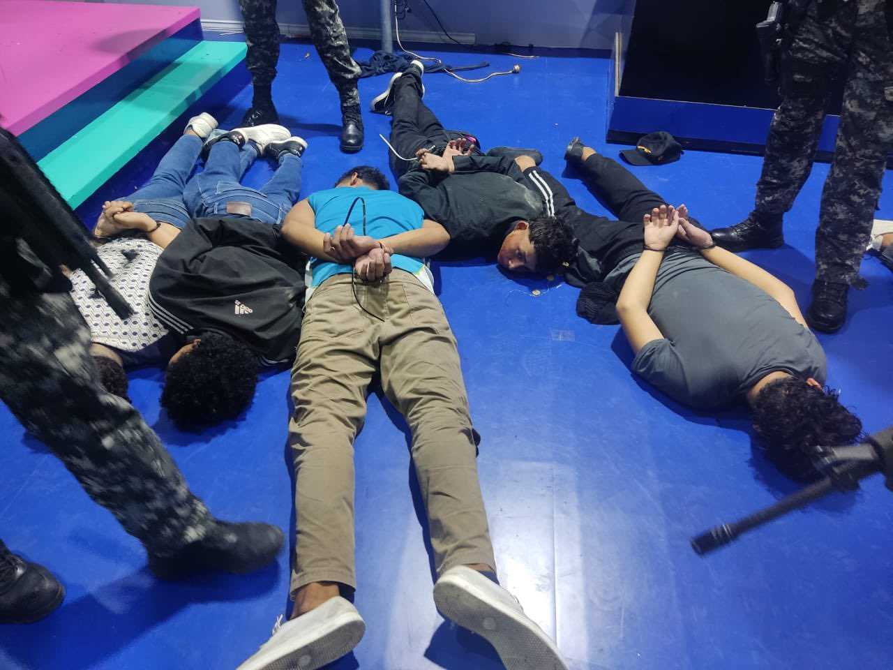 GDbe79bXIAAbDz2