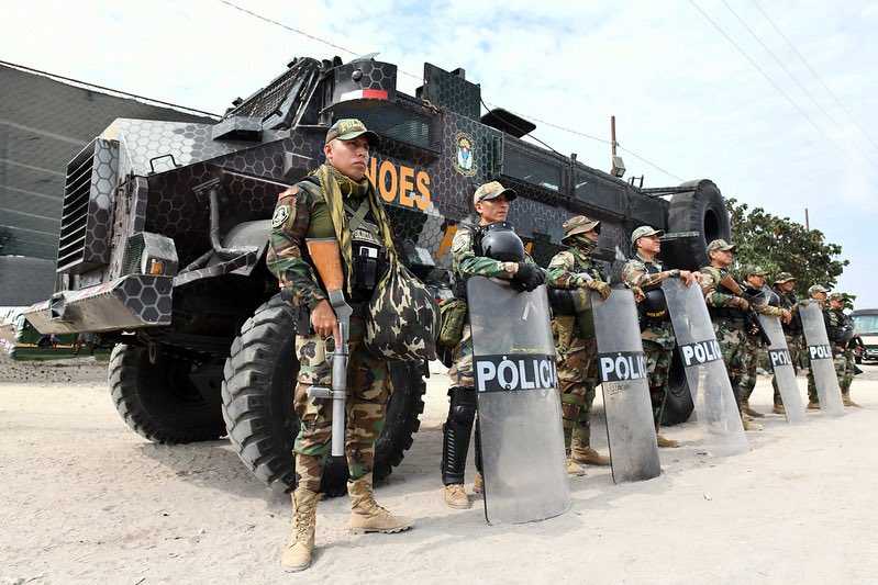 Policia FFEE Perú