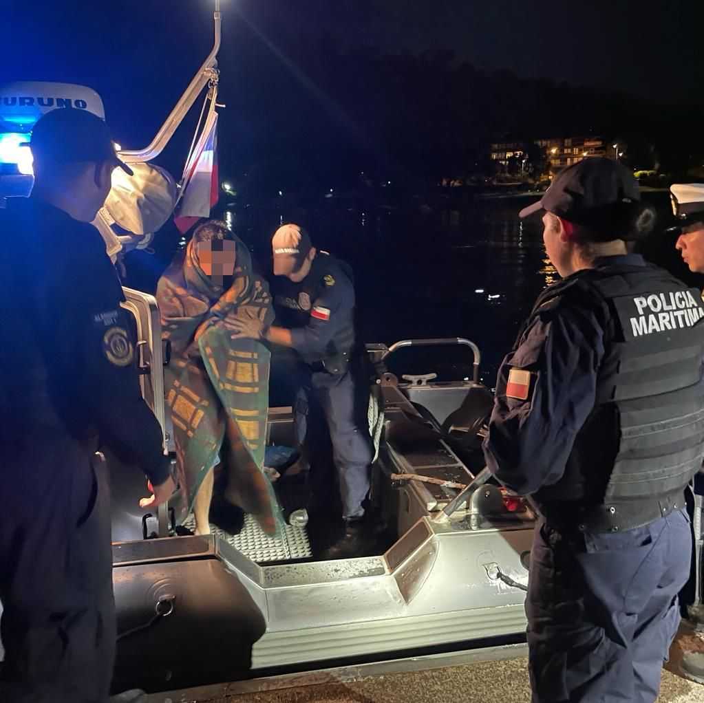 rescate_lago villarrica_1
