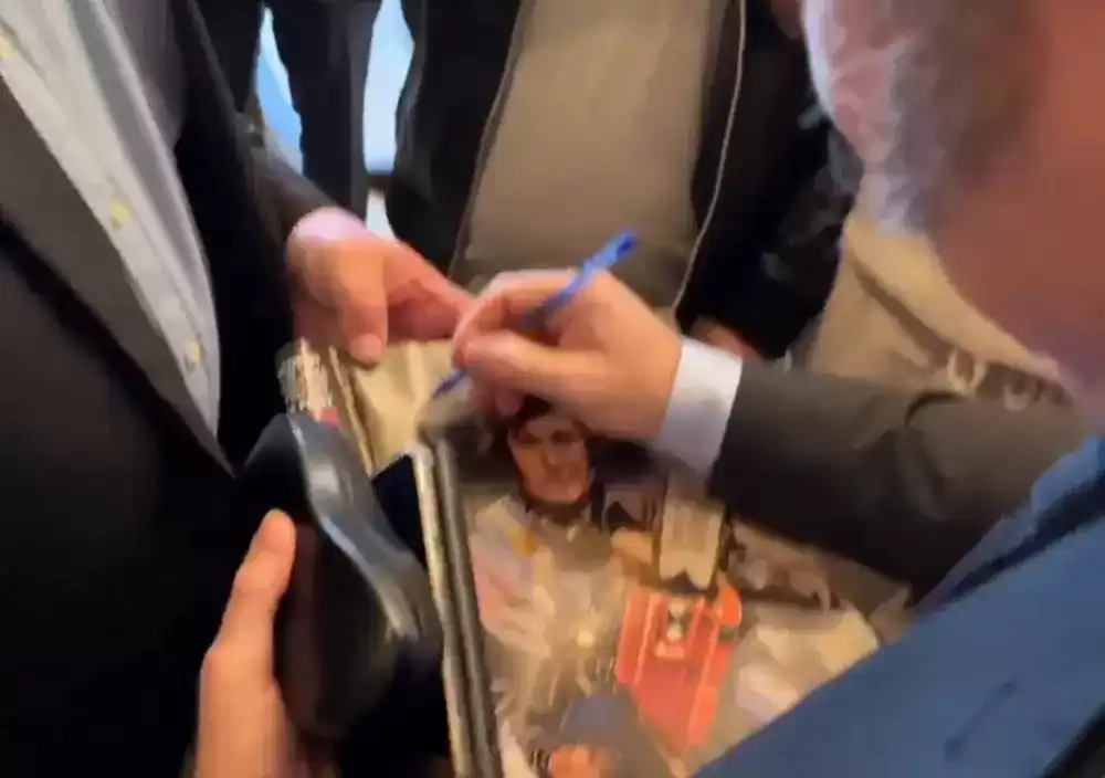 milei firma praga