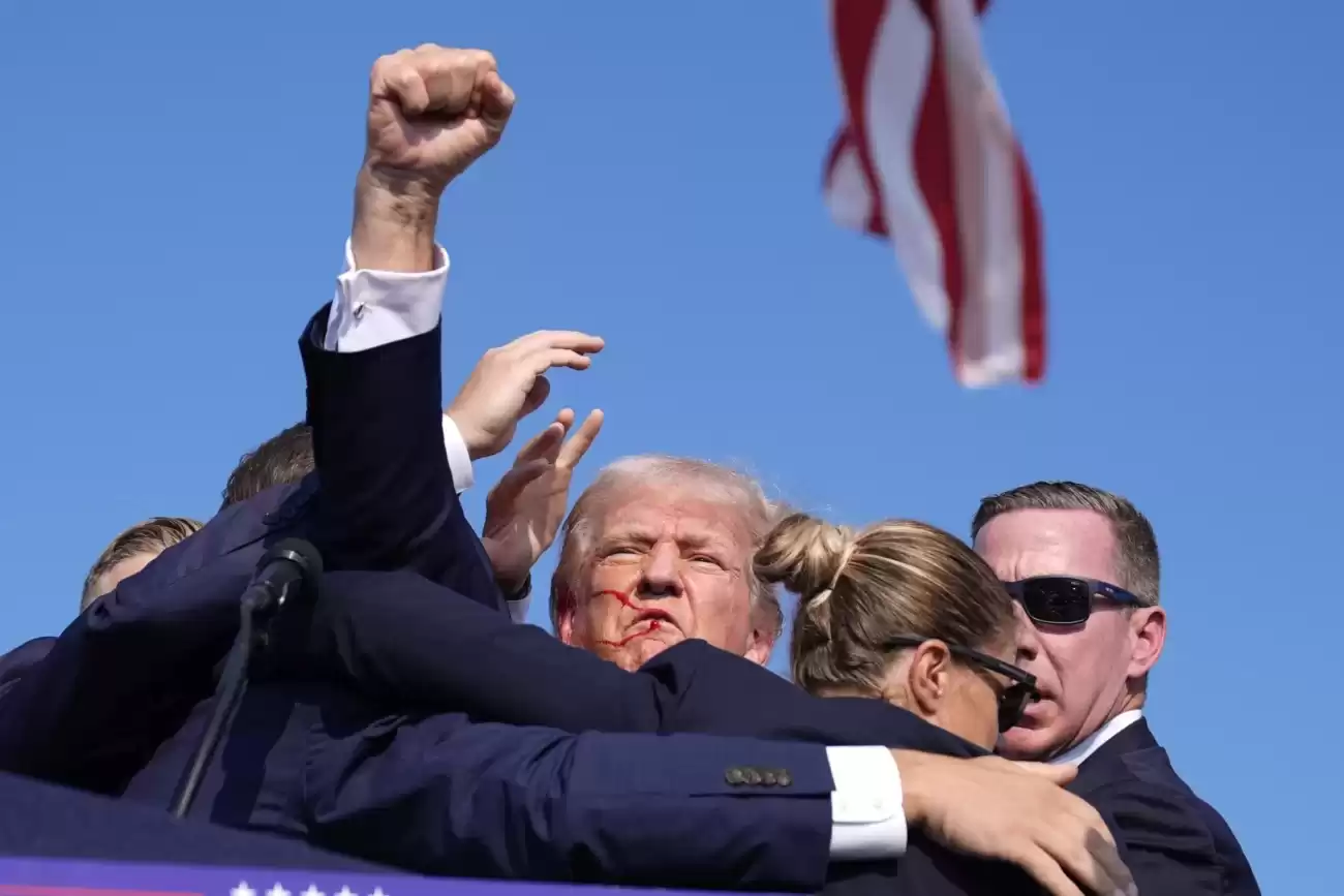 TRUMPHERIDO13JULKIO24