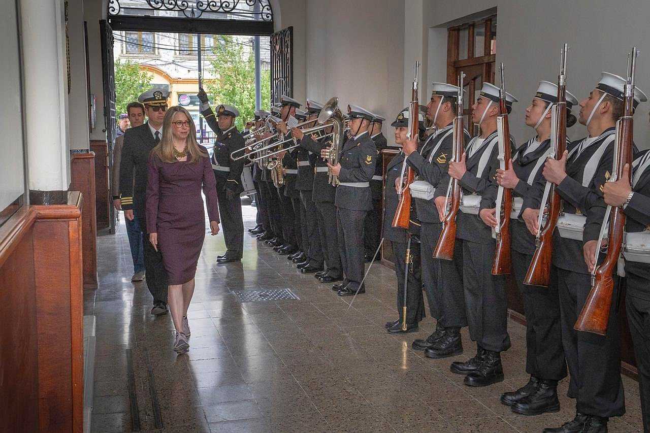 Embajadora de EEUU en TERZONA