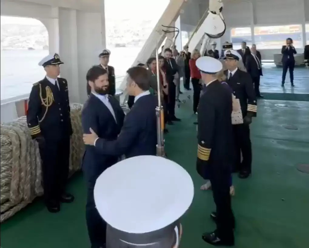 boricmacronviel