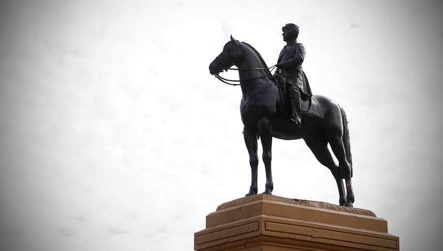 Monumento General Baquedano Foto ATON
