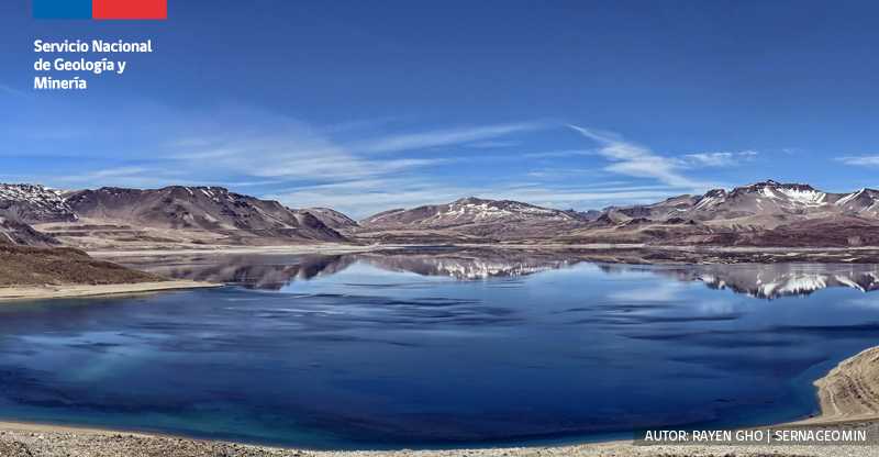Laguna-del-Maule-Volcanes-con-créditos-y-logo-A-07