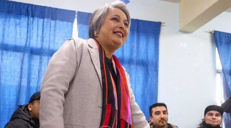 jara votando