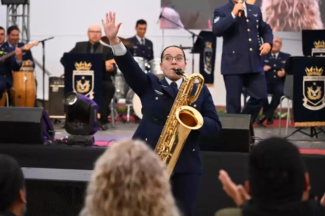 FACH BIGBAND