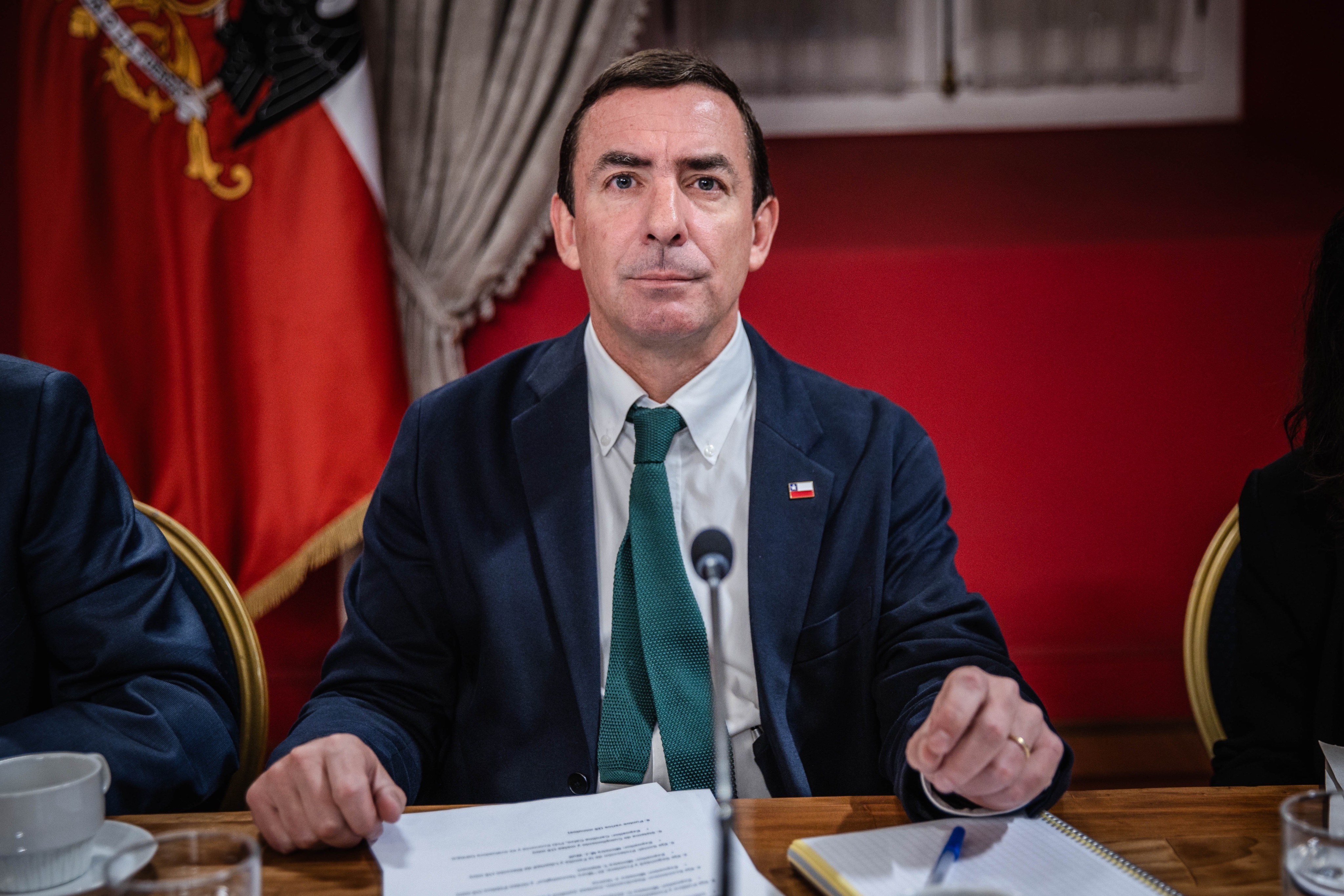 Ministro de Justicia admite que hay 5 peticiones de indulto relacionadas al estallido social