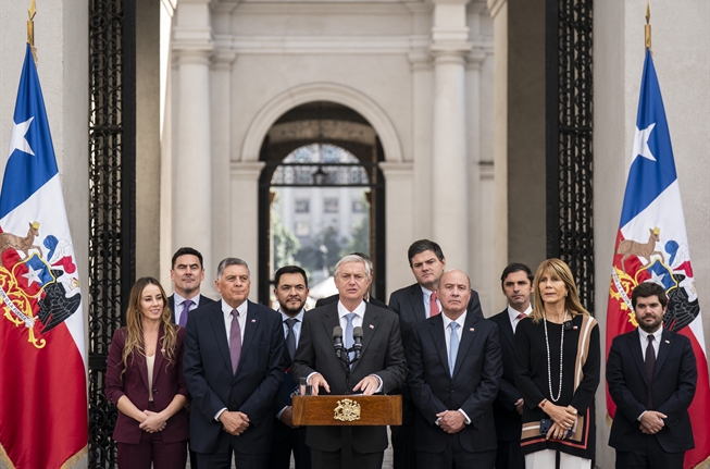 Diputado PPD cuestiona defensa de Pdte Kast a ministros: “Se han invertido los papeles”