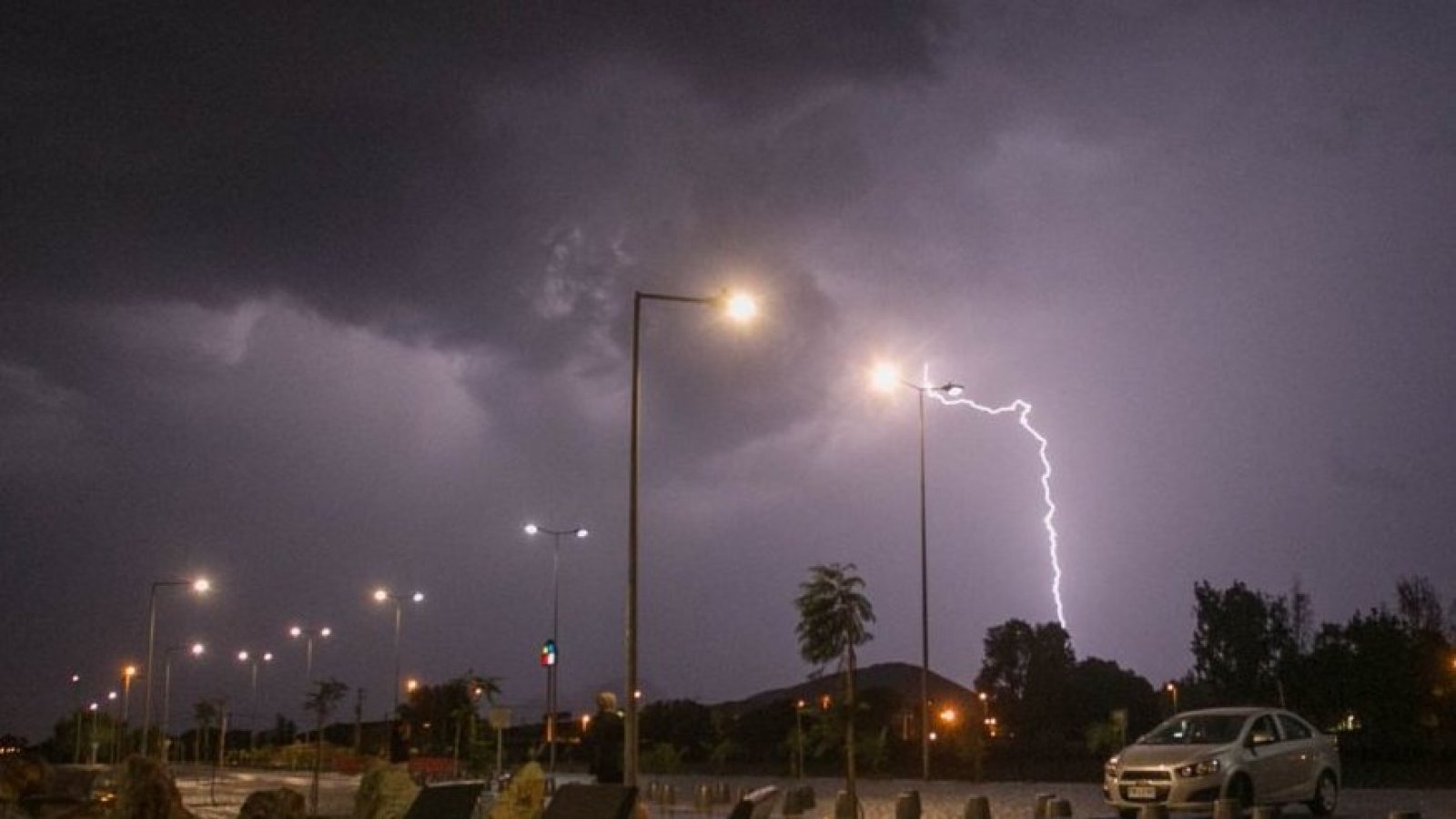 Alertan probables tormentas eléctricas desde Coquimbo hasta O'Higgins