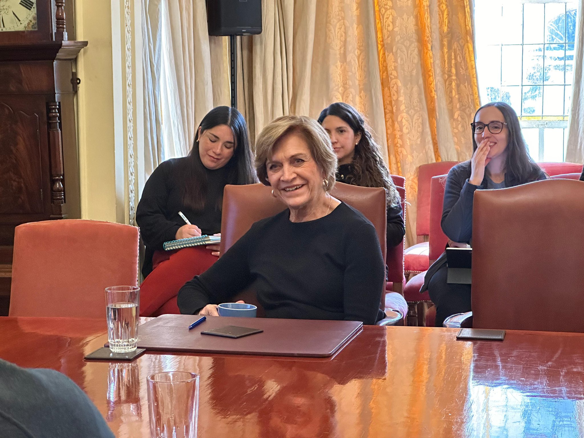 Matthei lapidaria con Steinert: “No sé por qué alguien pensó que una fiscal era capaz de ser ministro de Seguridad”