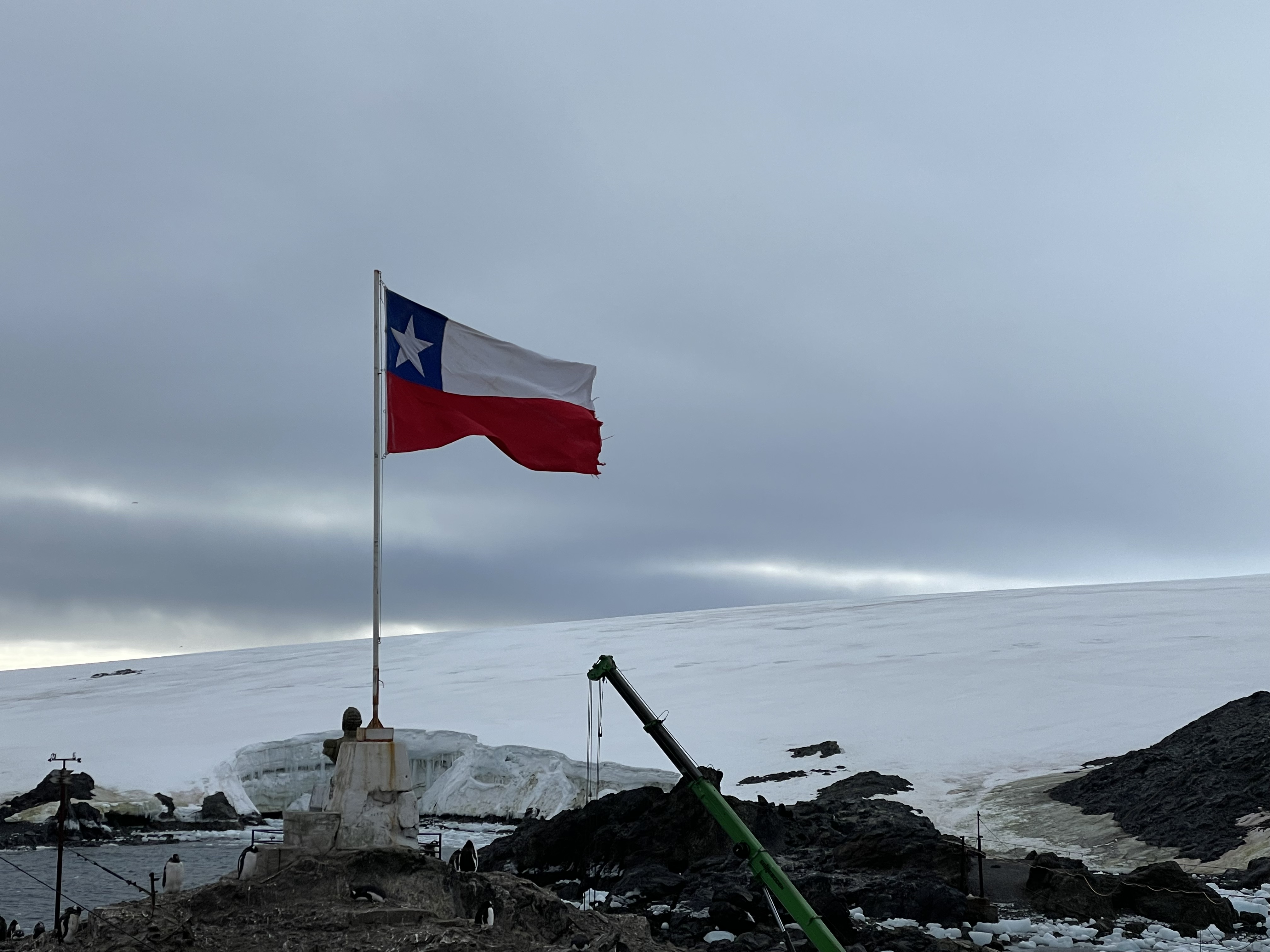 Consejo de Gabinete en la Antártica en verano 2027 anunció el ministro Barros