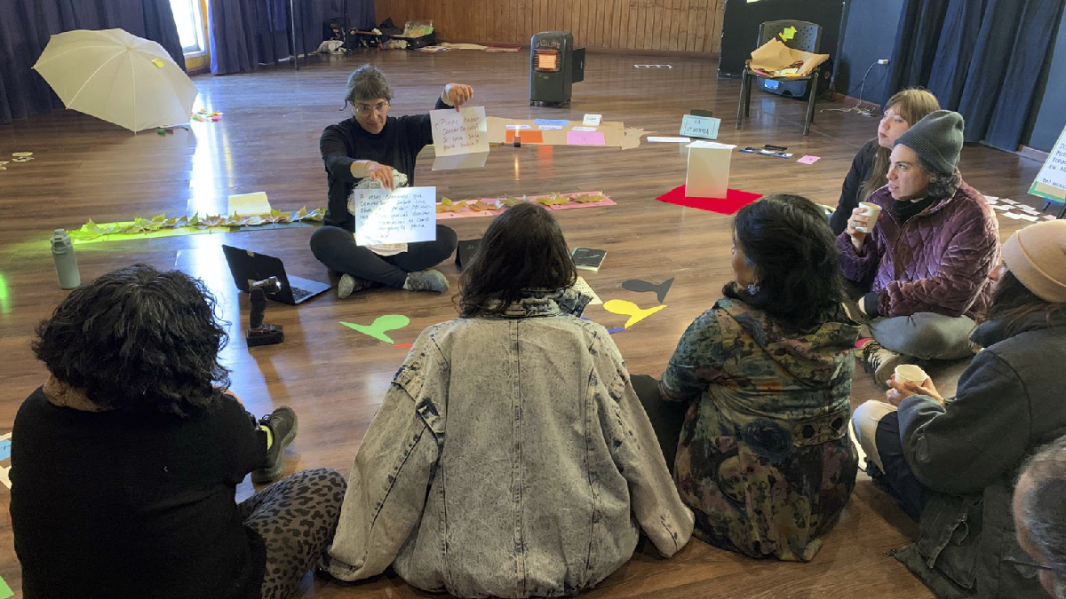 Artistas y gestores culturales del Biobío profundizaron en mediación para las artes escénicas