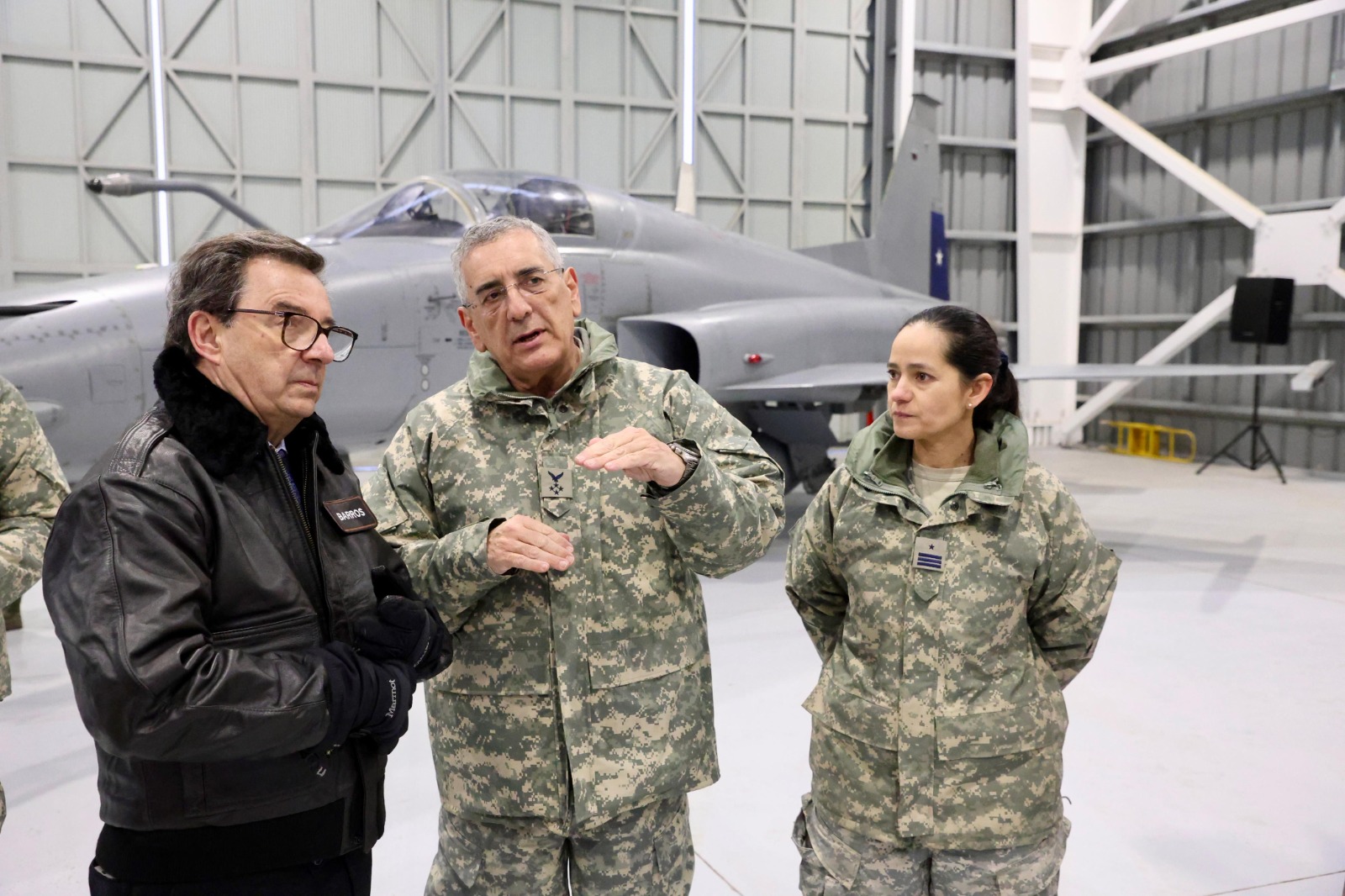 Mindef evalúa recambio de aviones F-5 para custodiar la frontera austral