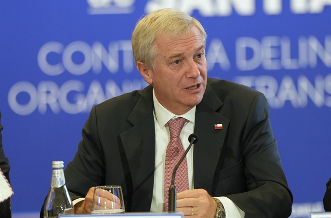 Pdte Kast dice que crimen organizado atenta contra la democracia, porque “compra voluntades para ir contra el régimen legalmente establecido”