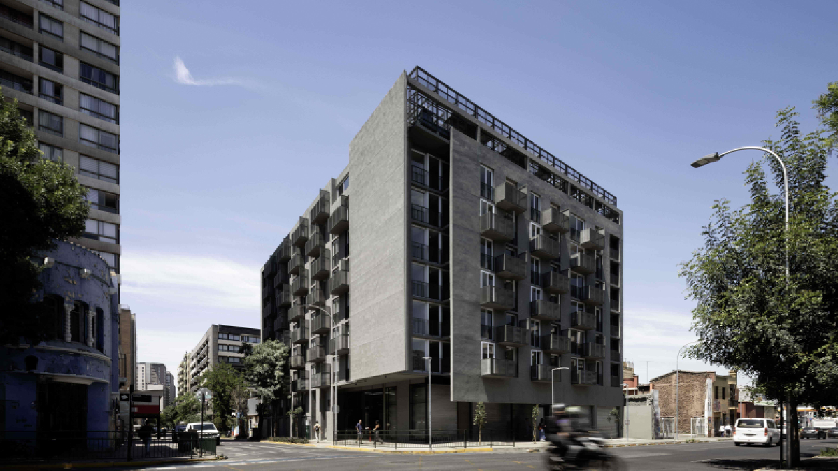 Renta corta en Santiago Centro: Claves para maximizar el retorno en el corazón de la capital