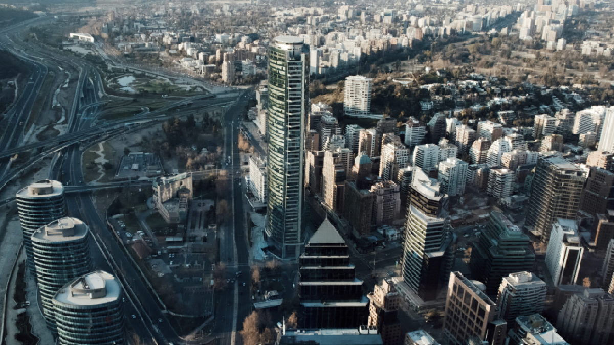 Es Chile un país atractivo para invertir? Estudio global lo ubica entre las 20 economías más complejas para hacer negocios