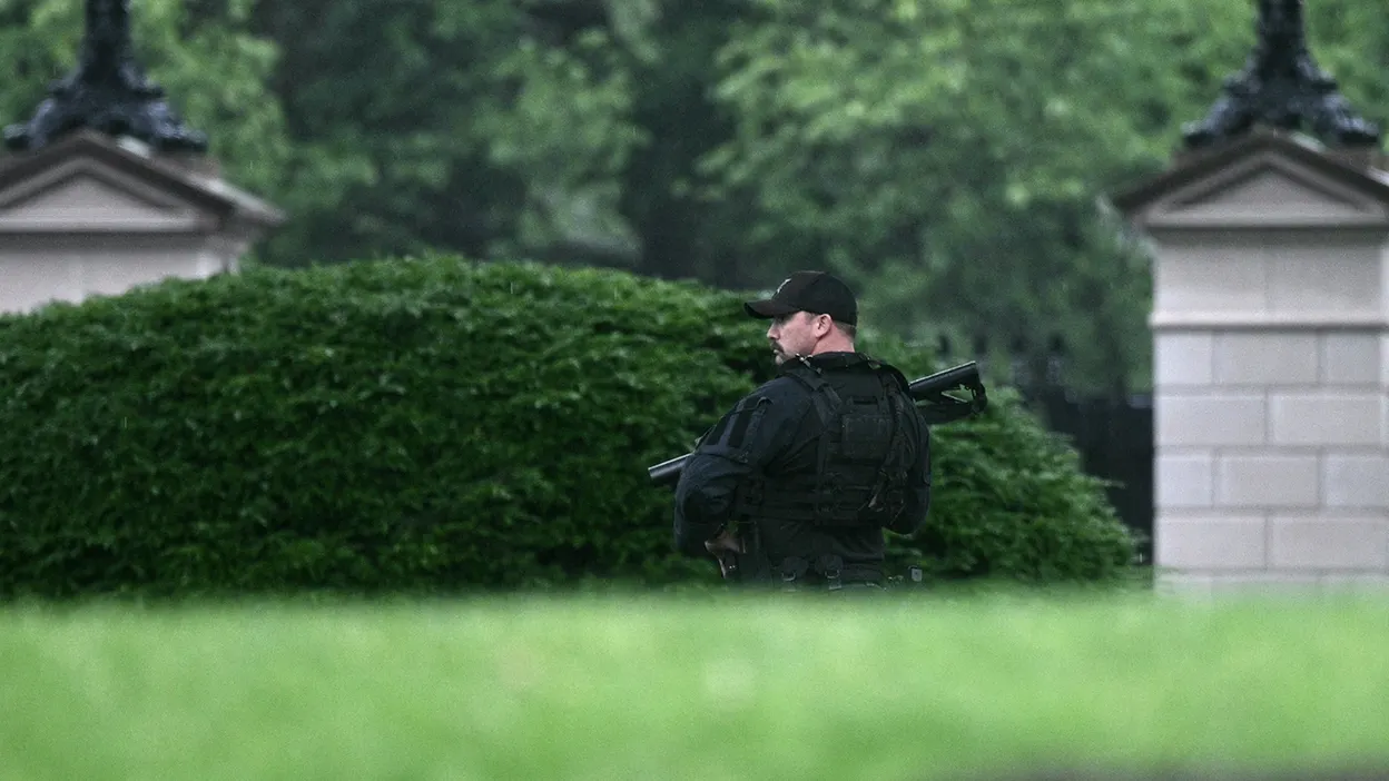 ACTUALIZACIÓN / / EEUU: Servicio Secreto confirma la muerte del pistolero que disparo en las cercanías de la Casa Blanca