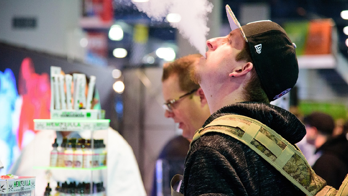 Argentina levanta la prohibición de los cigarrillos electrónicos