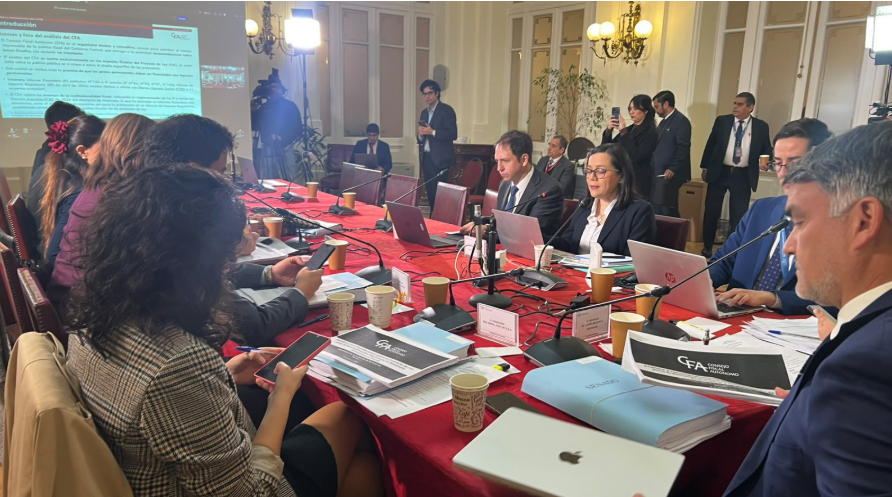 CFA alerta que Megarreforma persisten riesgos fiscales que podrían afectar sostenibilidad de finanzas públicas