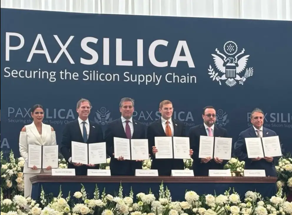 Embajador de Chile en EEUU firma "Declaración de Pax Silica" por inteligencia artificial