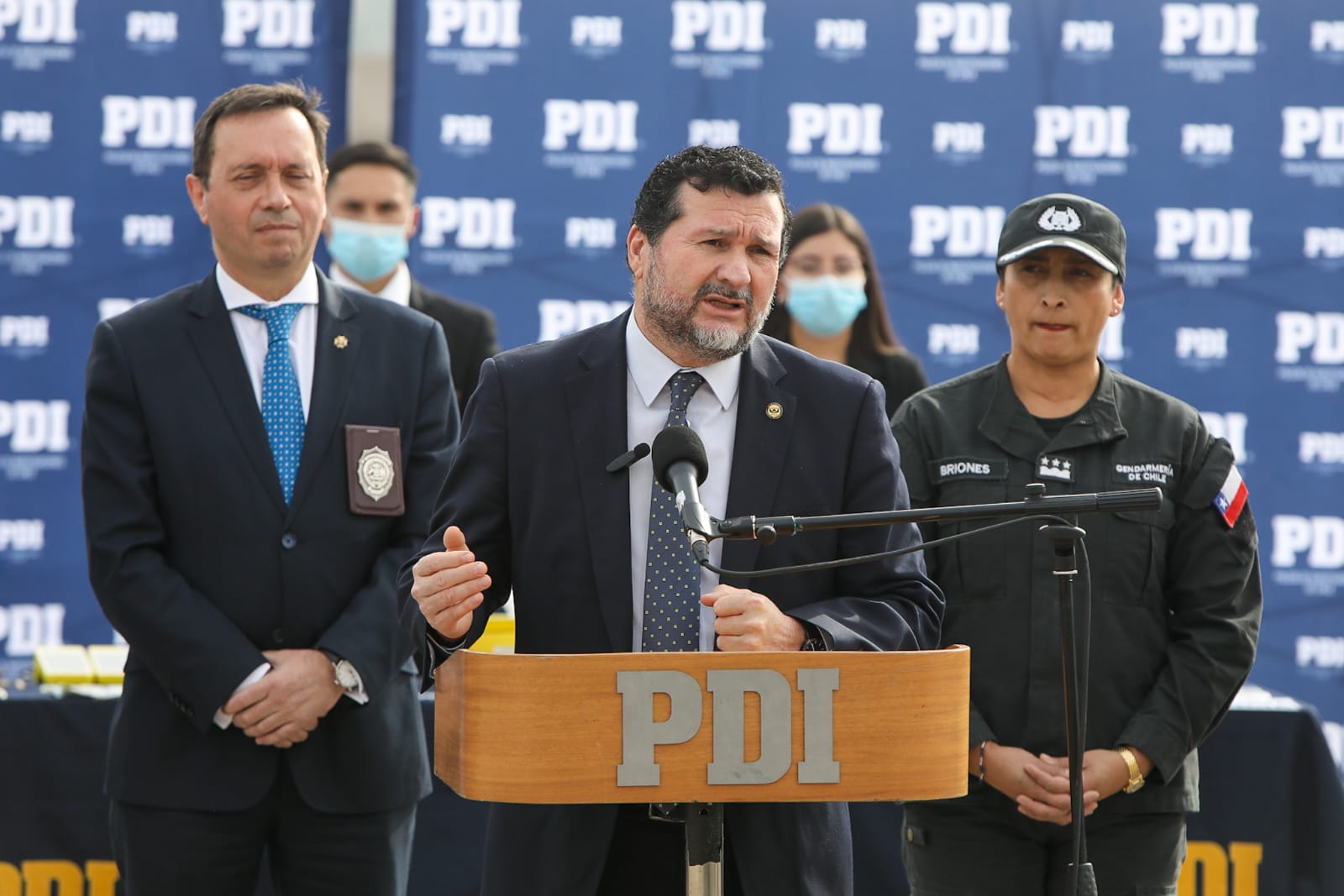 Detectan nueva ejecutiva bancaria ligada al Tren de Aragua: Sería funcionaria del BancoEstado