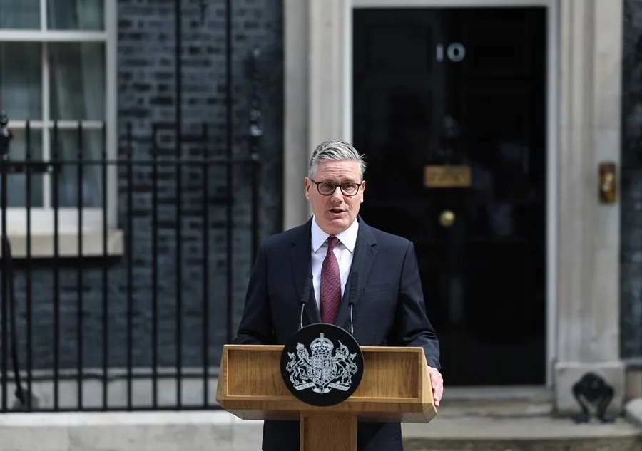 El primer ministro británico, Keir Starmer, anuncia su dimisión