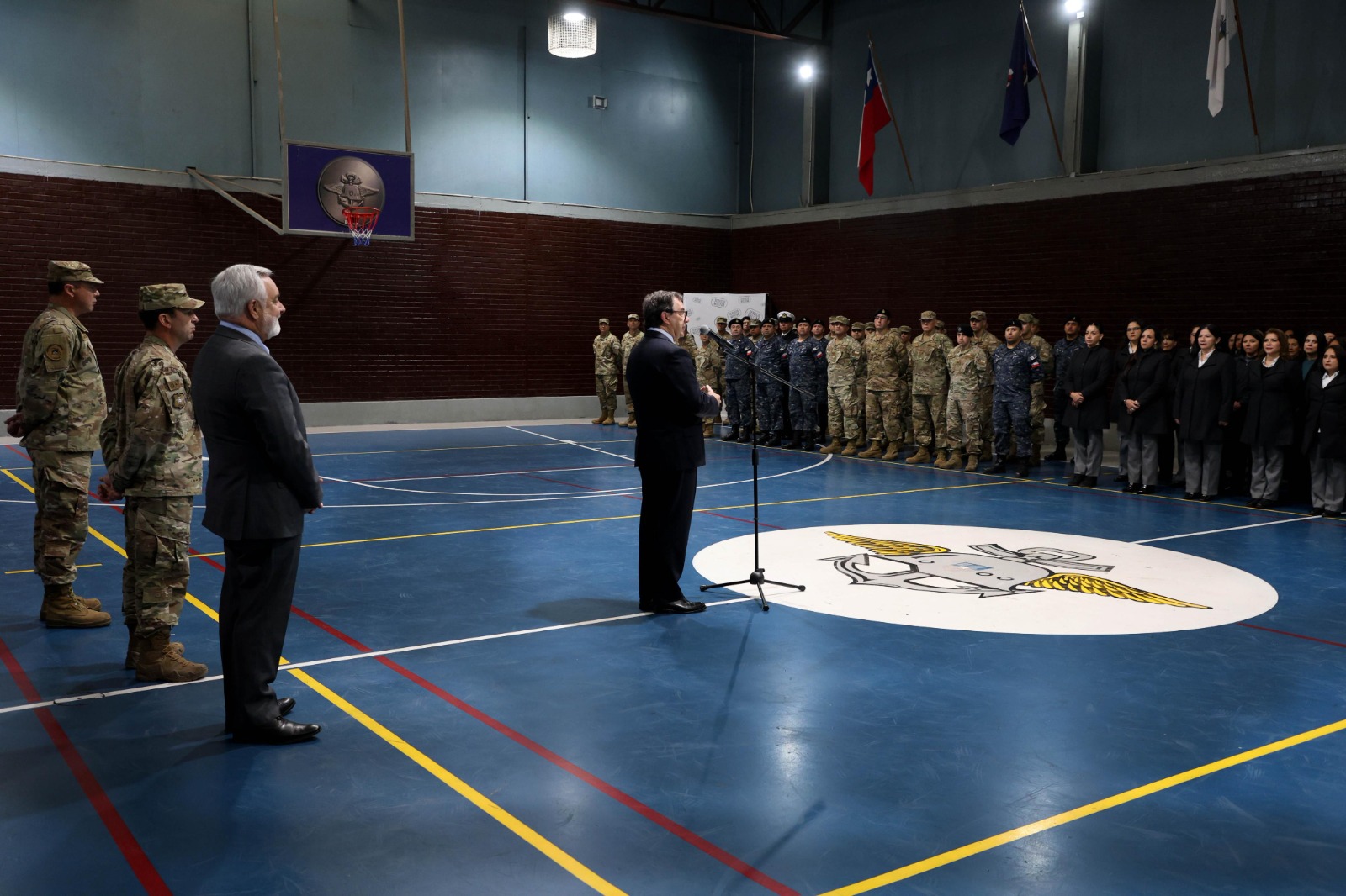 MIndef compromete mejoras en control de armas y Servicio Militar