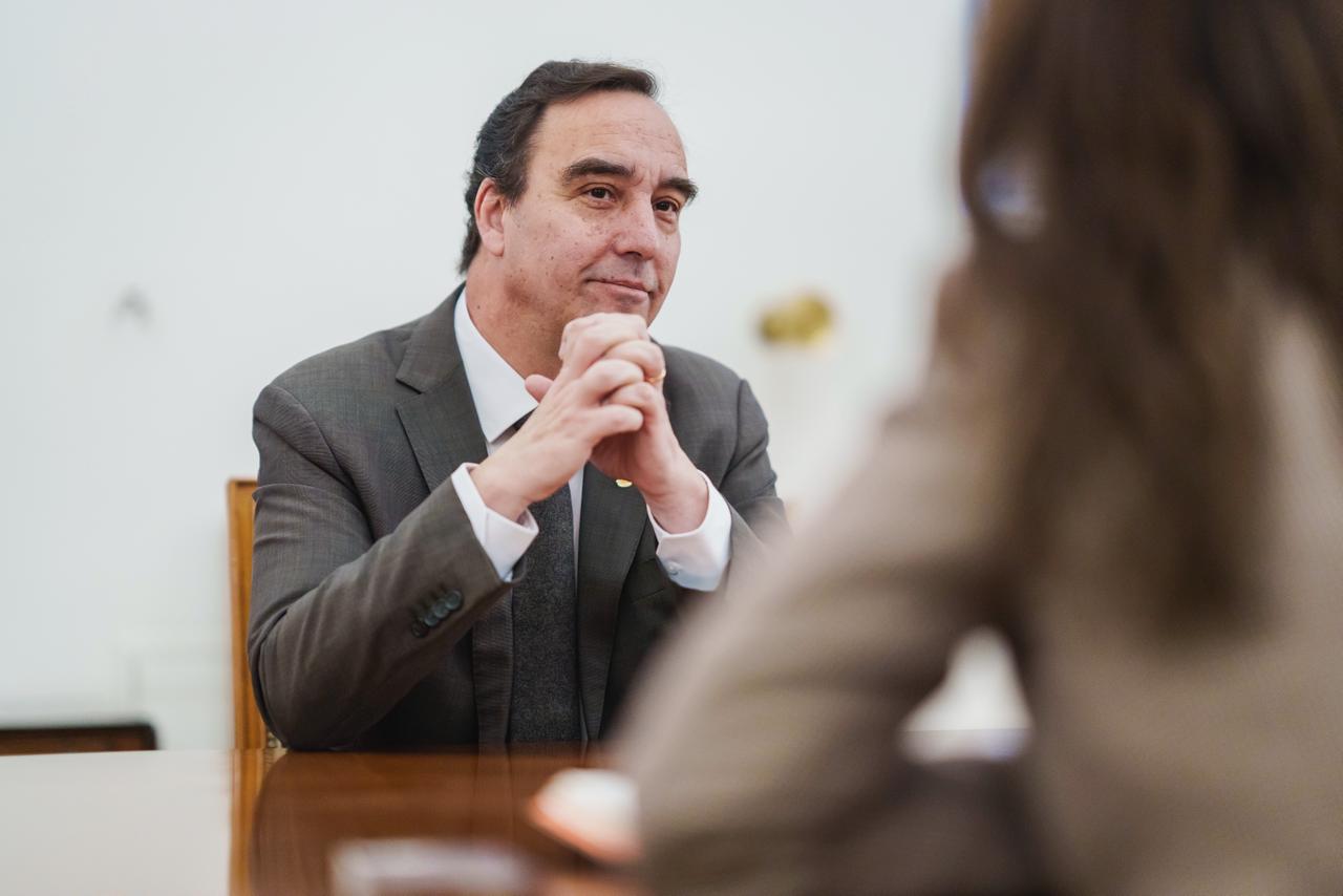 Gobernador Flies a 65 años del Tratado Antártico ve que la política de cooperación está en jaque