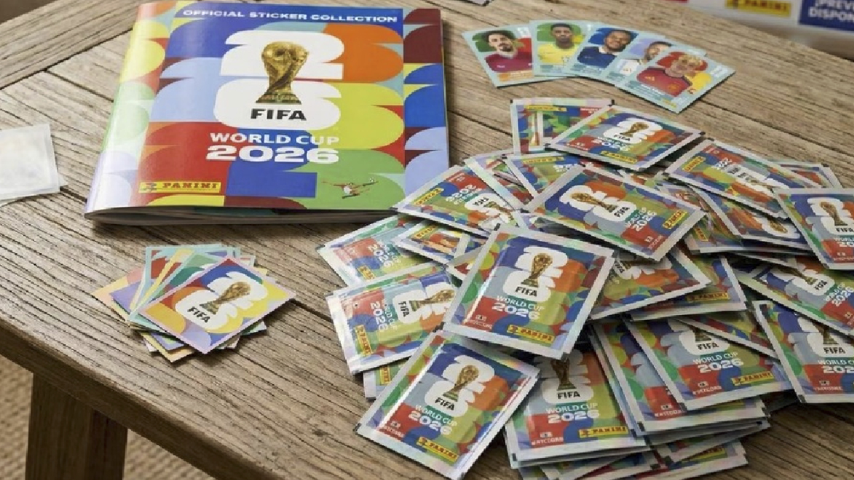 Fiebre por el álbum del Mundial: qué explica el fenómeno que volvió a conquistar a niños y adultos en Chile