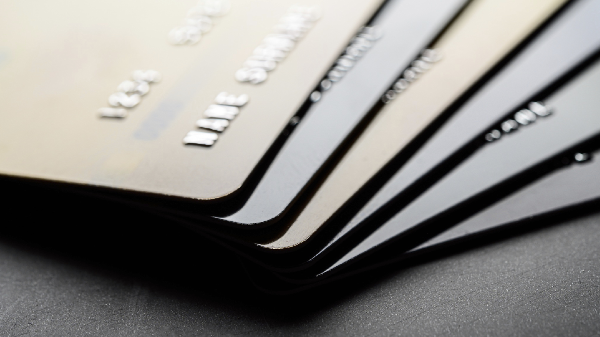 ¿Los créditos de libre inversión están derrotando a las tarjetas de crédito?