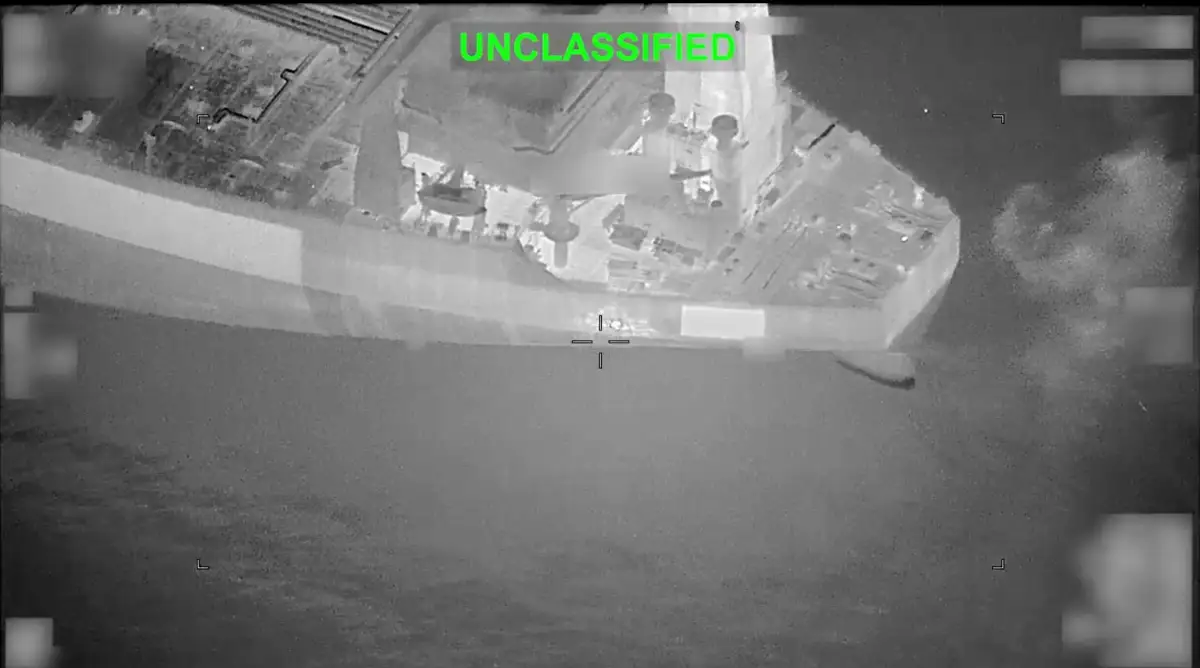 EEUU ataca a un petrolero de bandera de Botsuana que navegaba al principal puerto de crudo iraní
