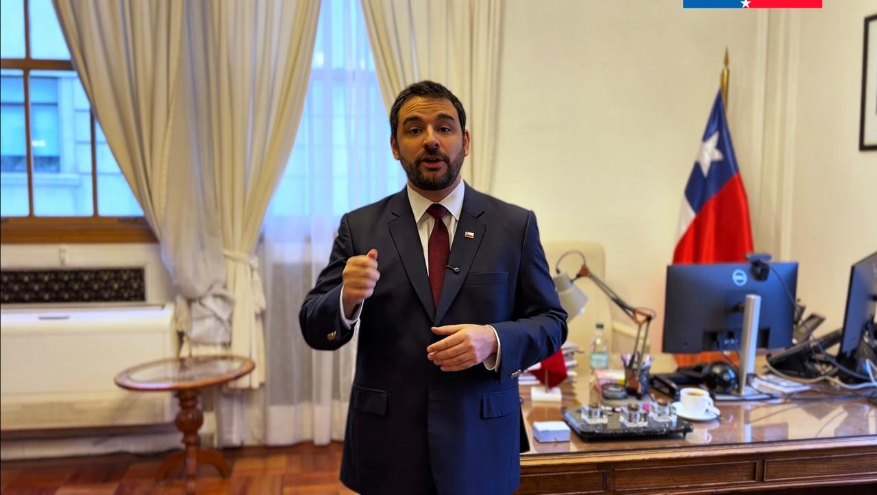 Quiroz valora trabajo de exsubsecretario: “Muchas cosas que hemos hecho no hubieran sido posible sin su colaboración”