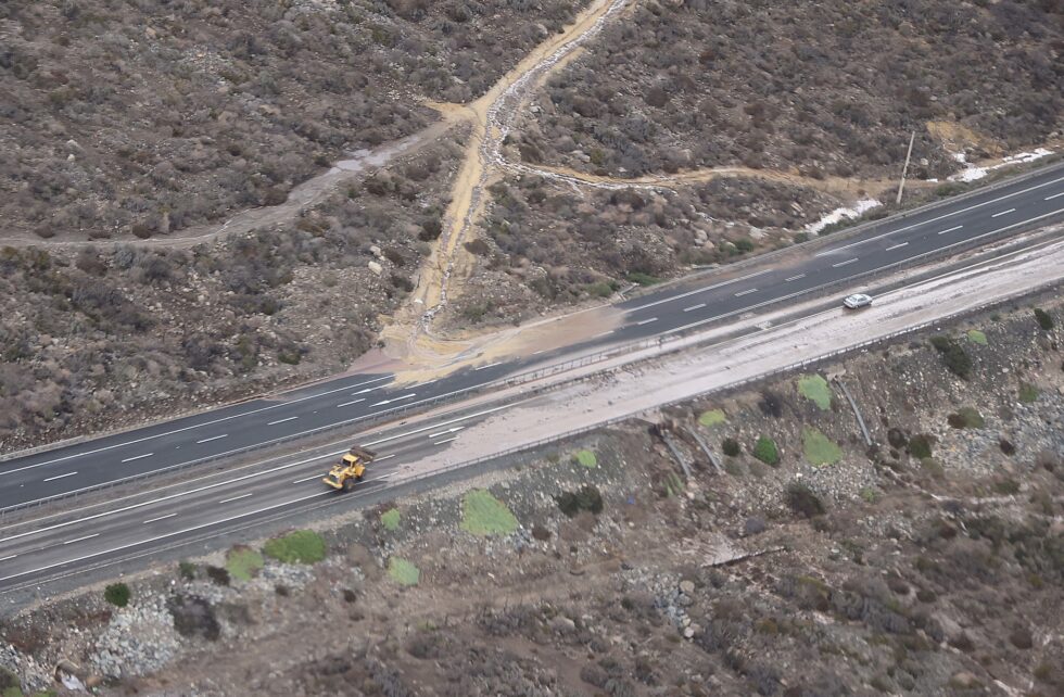 Tras paso del sistema frontal, autoridades están enfocadas en retomar la conectividad, principalmente entre Coquimbo y Atacama