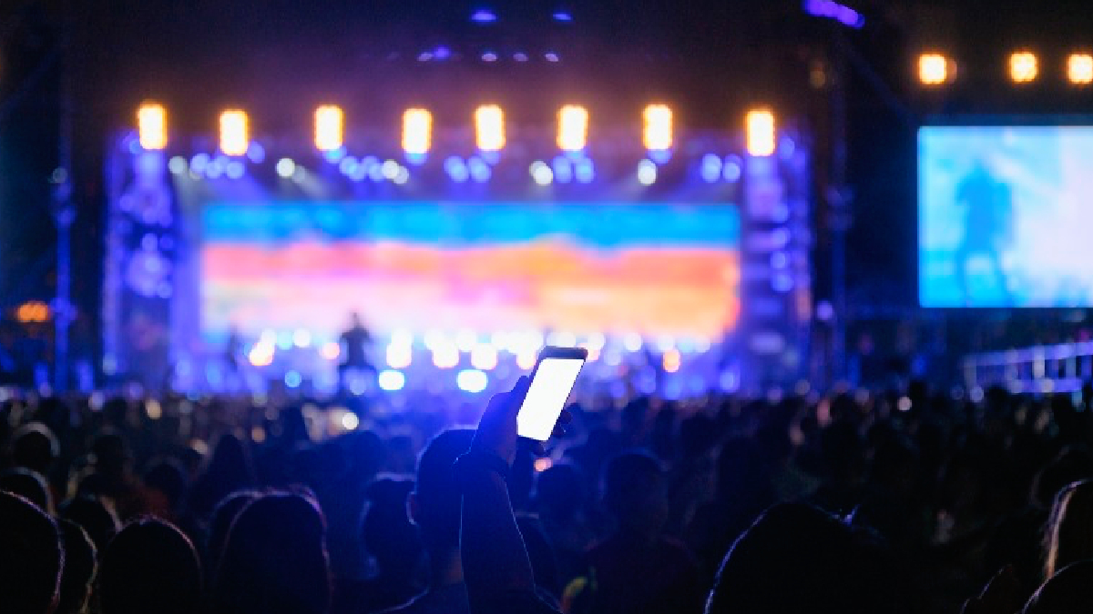 4.5 millones de interacciones en una semana por conciertos de BTS: la barra brava del K-Pop que complicó al Gobierno
