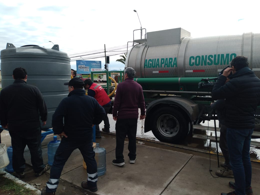 Aguas del Valle restableció red de distribución de agua, pero no para cocinar o beber