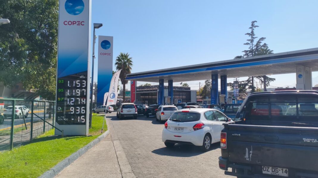 Senadora RN pide a Hacienda activar herramientas del MEPCO para contener alza de combustibles
