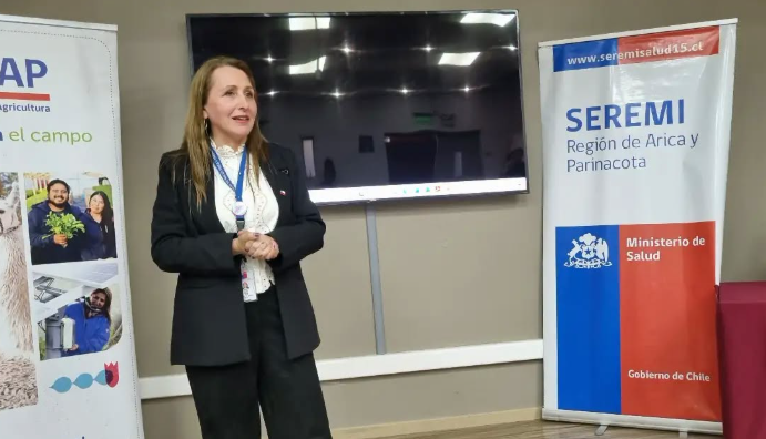 Suman y siguen: Le piden la renuncia a Seremi de Salud de Arica y Parinacota