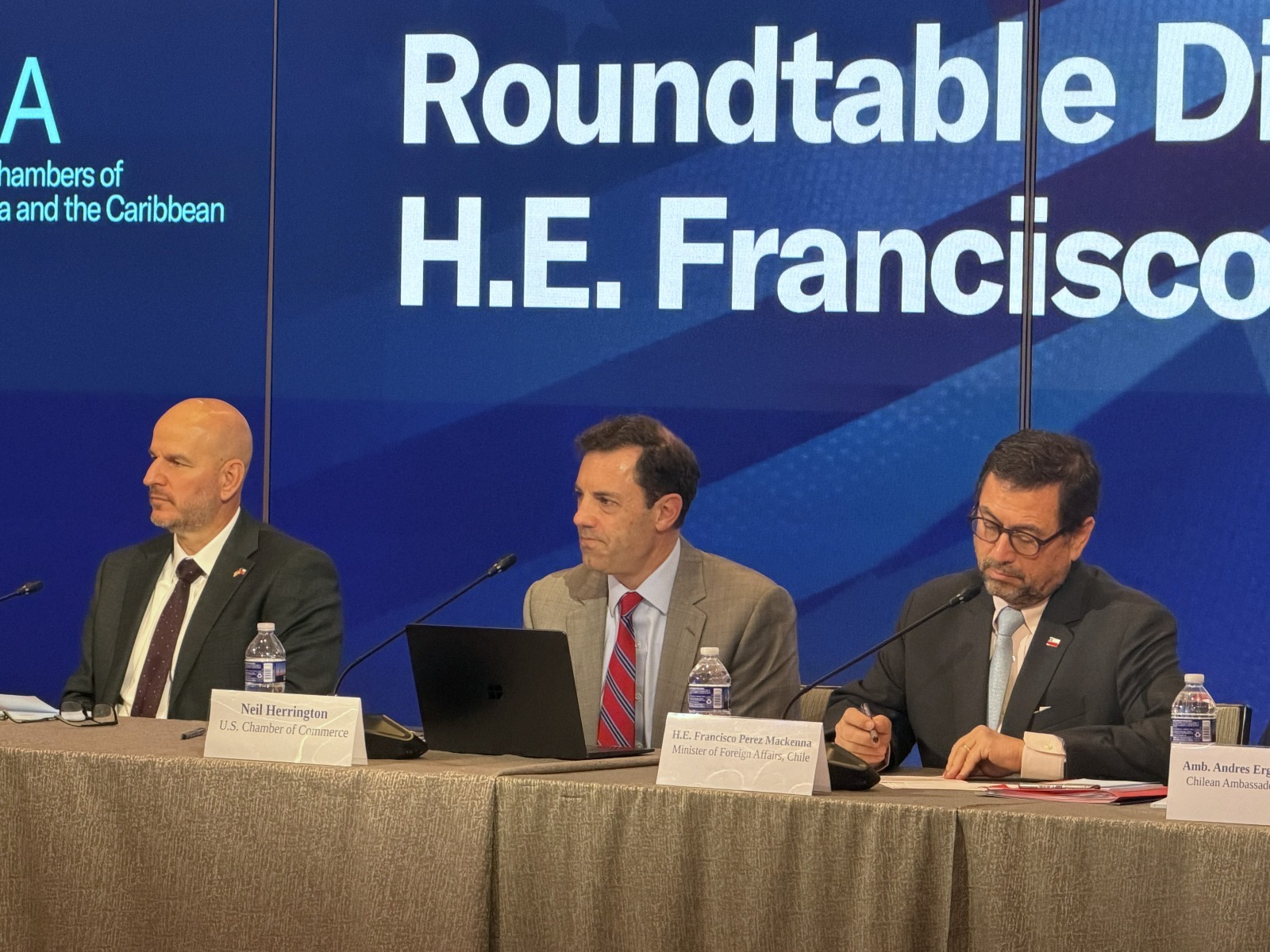 Canciller se reúne con empresarios de EEUU para impulsar inversión y comercio