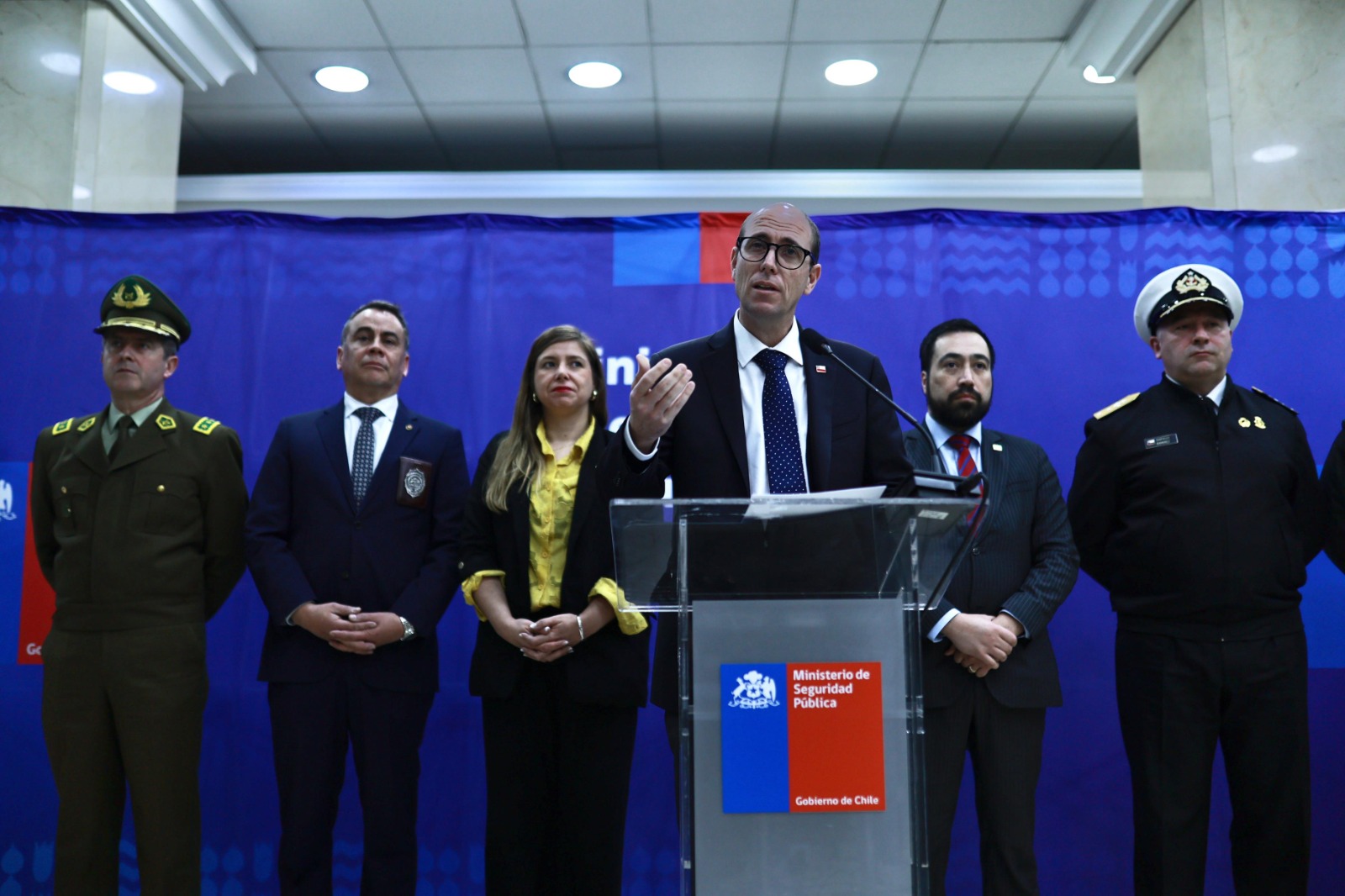 Robos violentos caen 16% a nivel nacional y 20,6% en la RM en el primer semestre 2026