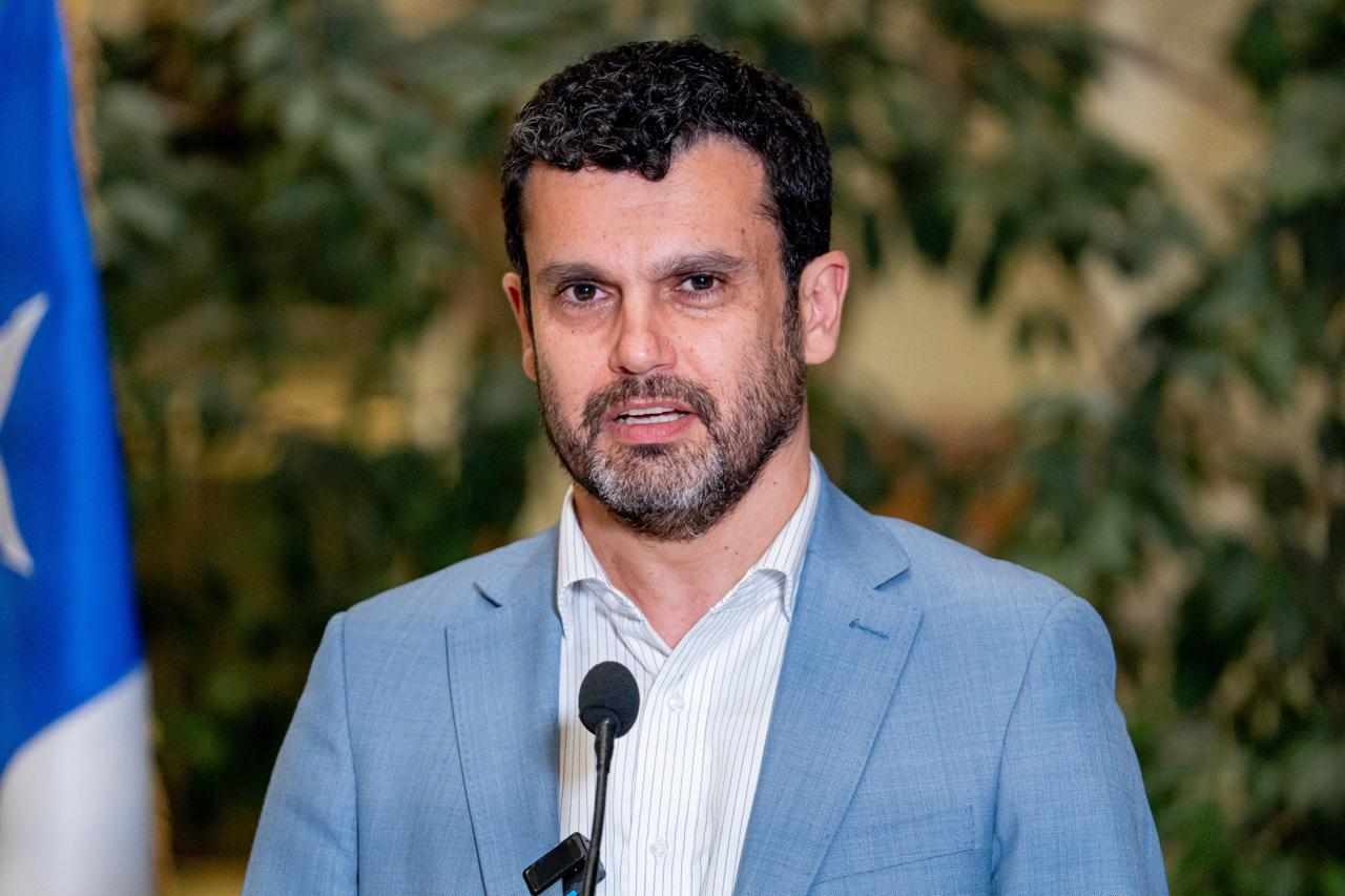 De extremo a extremo: Ante idea de Republicanos de privatizar Codelco, diputado Bassa propone “renacionalizar” la minería del cobre