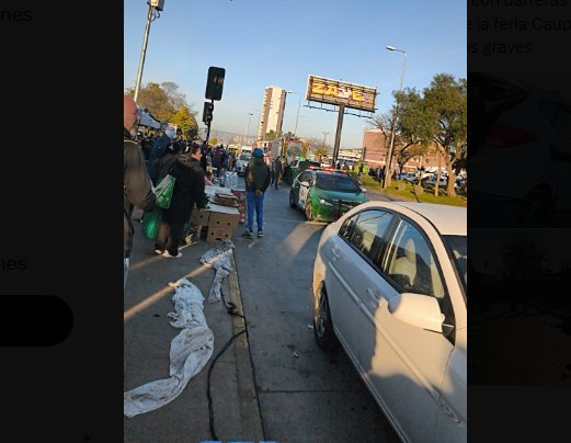 Auto cae sobre personas en feria Caupolicán de Viña del Mar: Hay seis fallecidos y tres heridos
